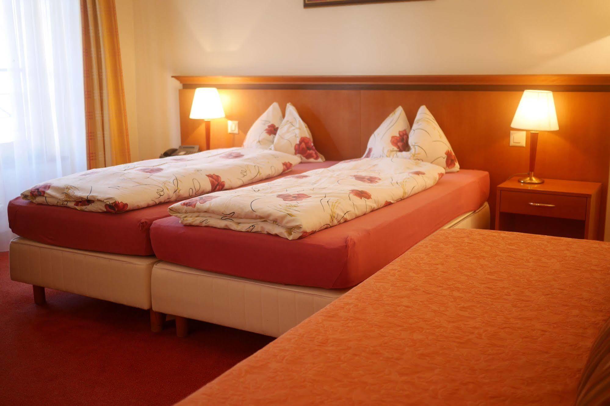 Auberge Communale A L'Union Gilly Екстериор снимка