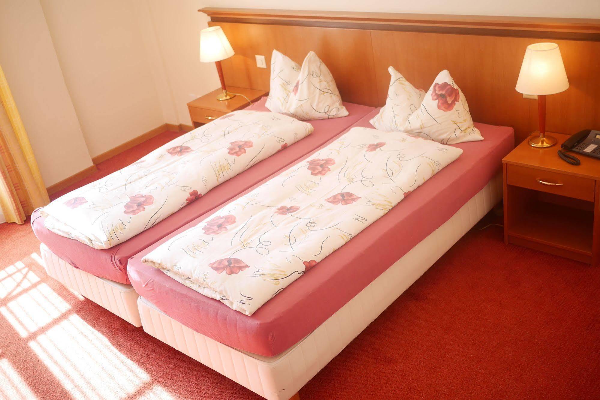 Auberge Communale A L'Union Gilly Екстериор снимка
