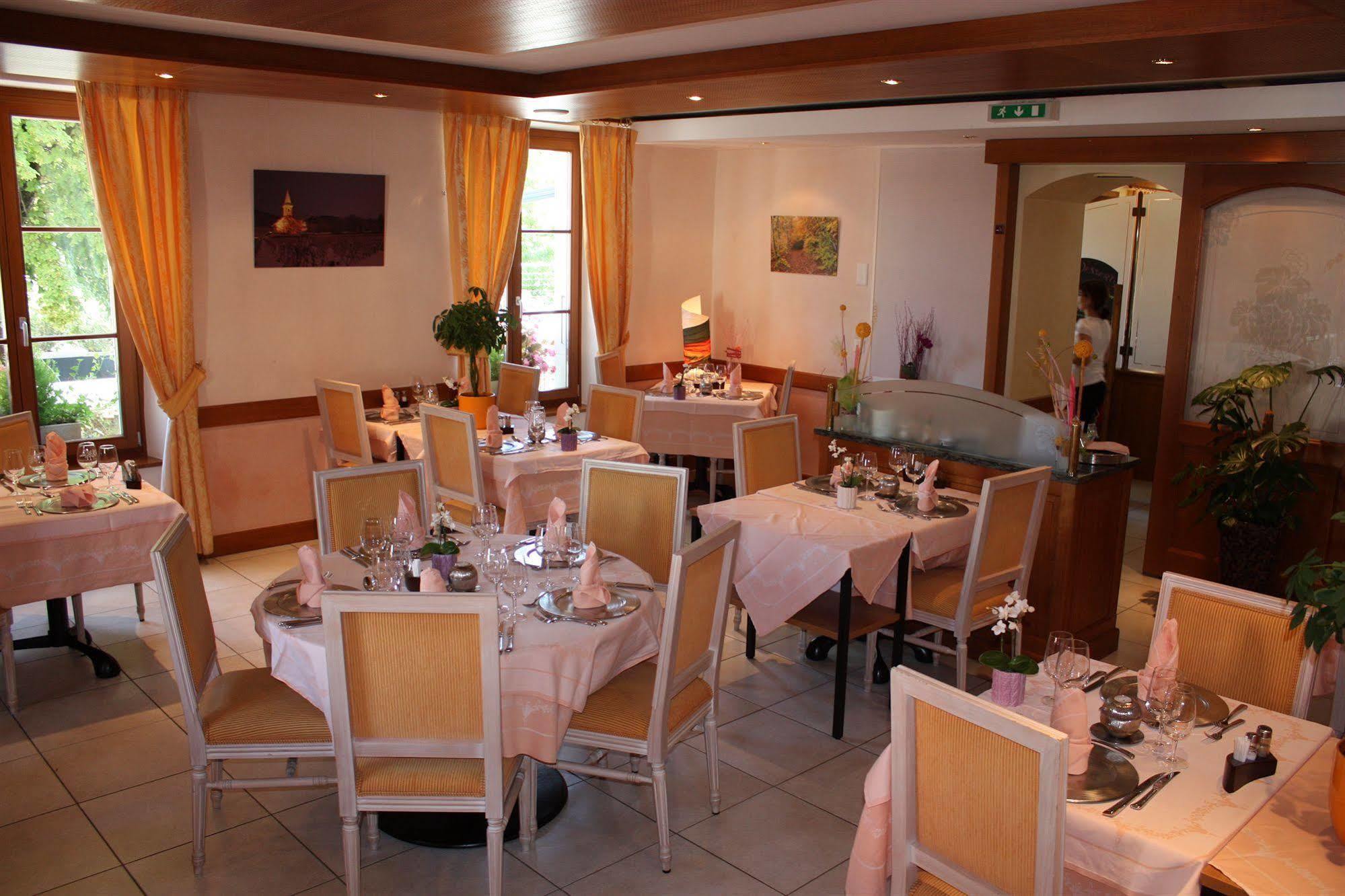 Auberge Communale A L'Union Gilly Екстериор снимка