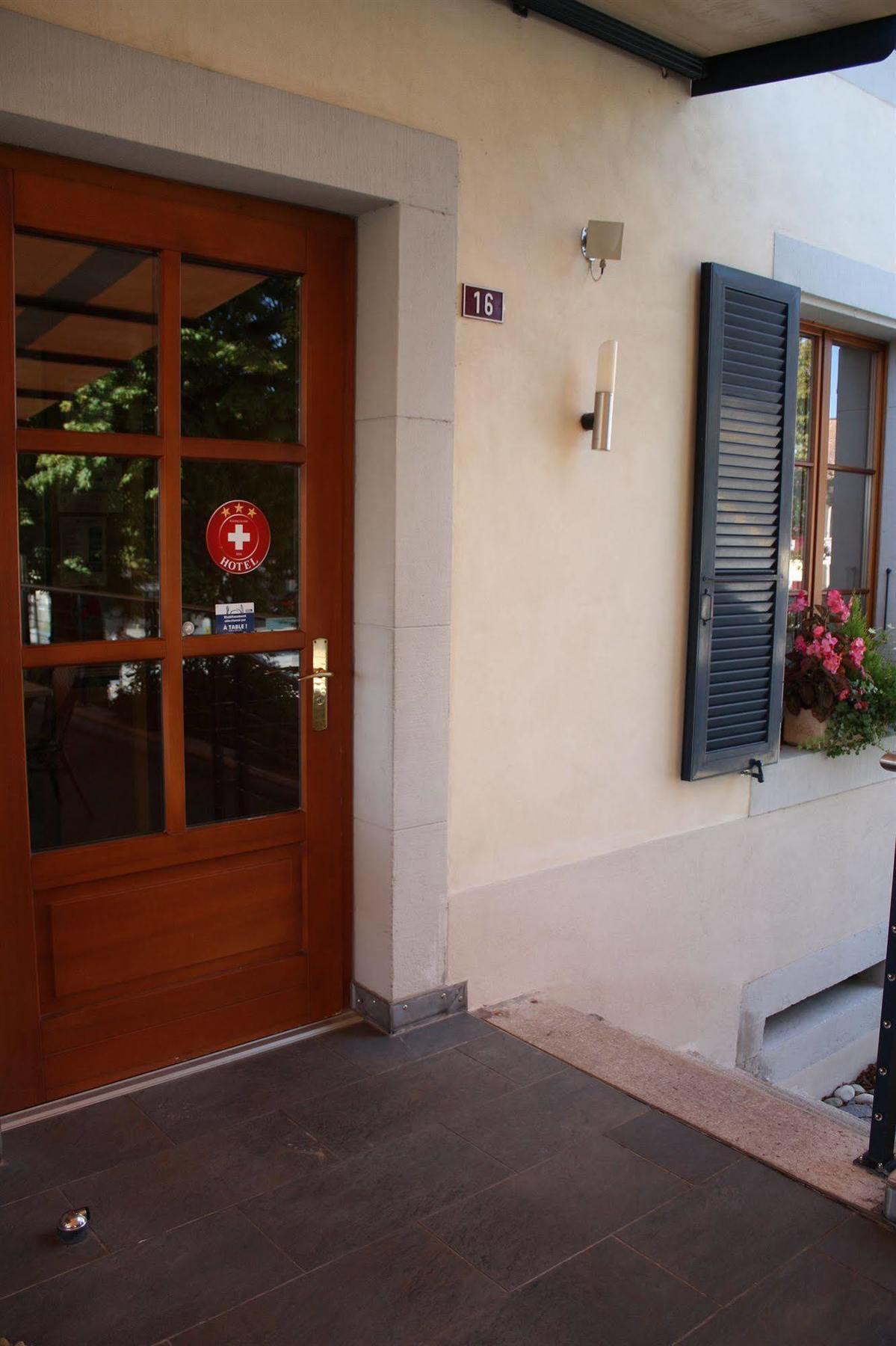 Auberge Communale A L'Union Gilly Екстериор снимка